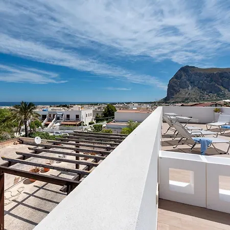Nocleg ze śniadaniem Rivazzurra Design San Vito Lo Capo