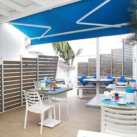 Rivazzurra Design Bed & Breakfast 4*